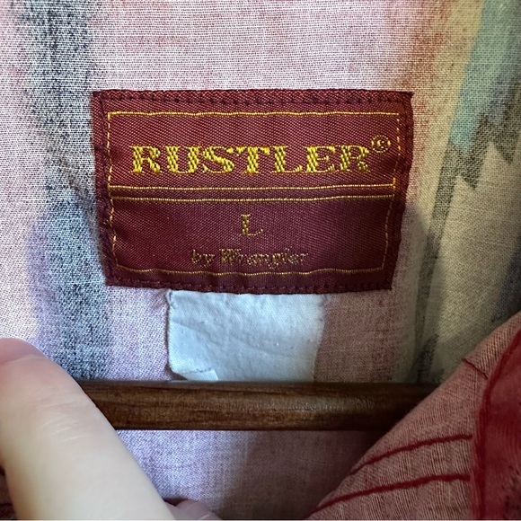 Vintage Rustler by Wrangler Men’s Aztec Pearl Snap Button Up Shirt - Picture 5 of 5